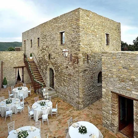 Sleeps 4 Pool Villa Gualdo Cattaneo
