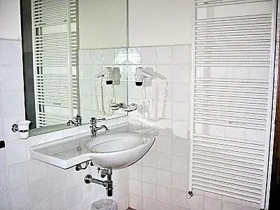 Sleeps 4 Pool Villa *